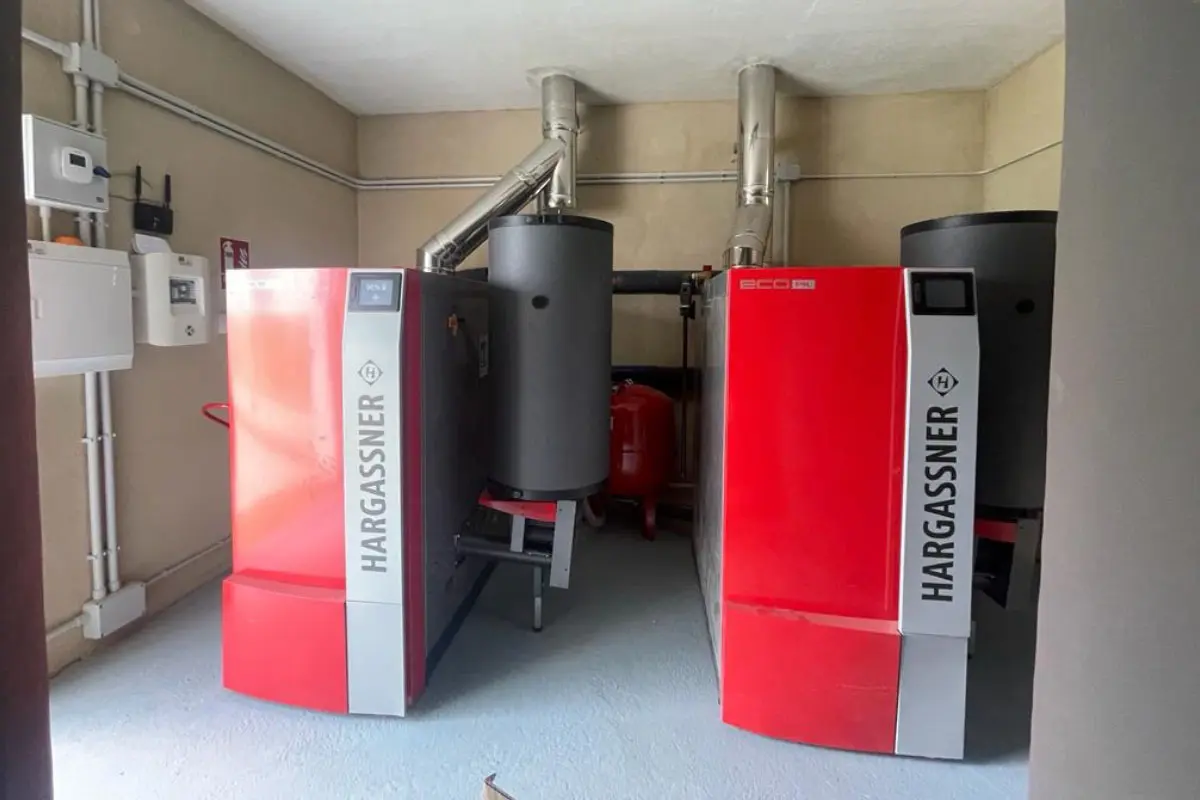 Sala de calderas de biomasa